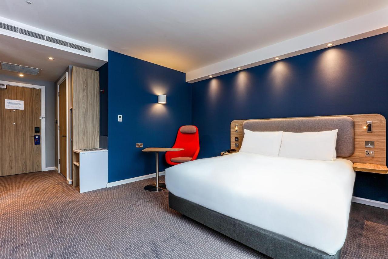 Holiday Inn Express - Bicester By Ihg Экстерьер фото