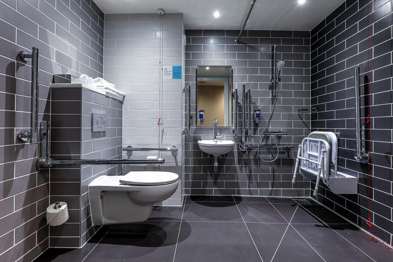Holiday Inn Express - Bicester By Ihg Экстерьер фото